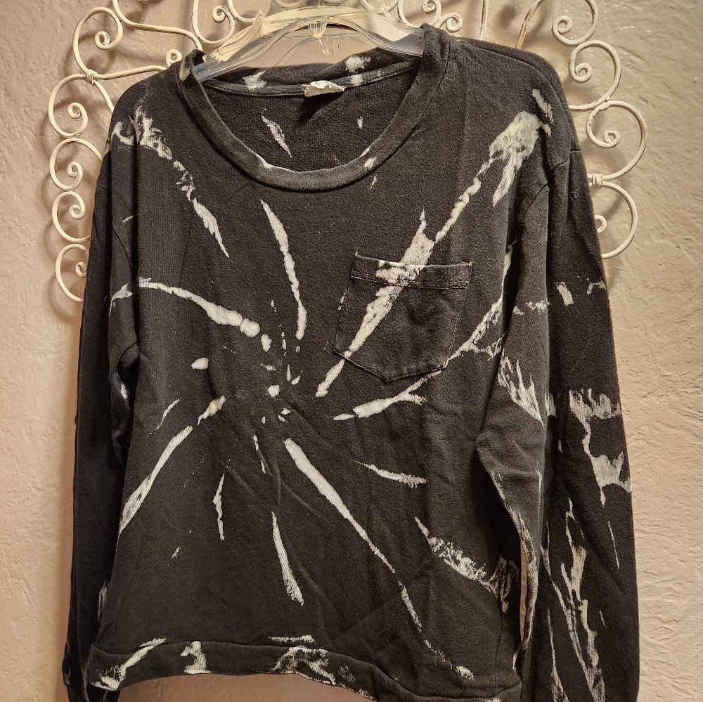 POL sweatshirt